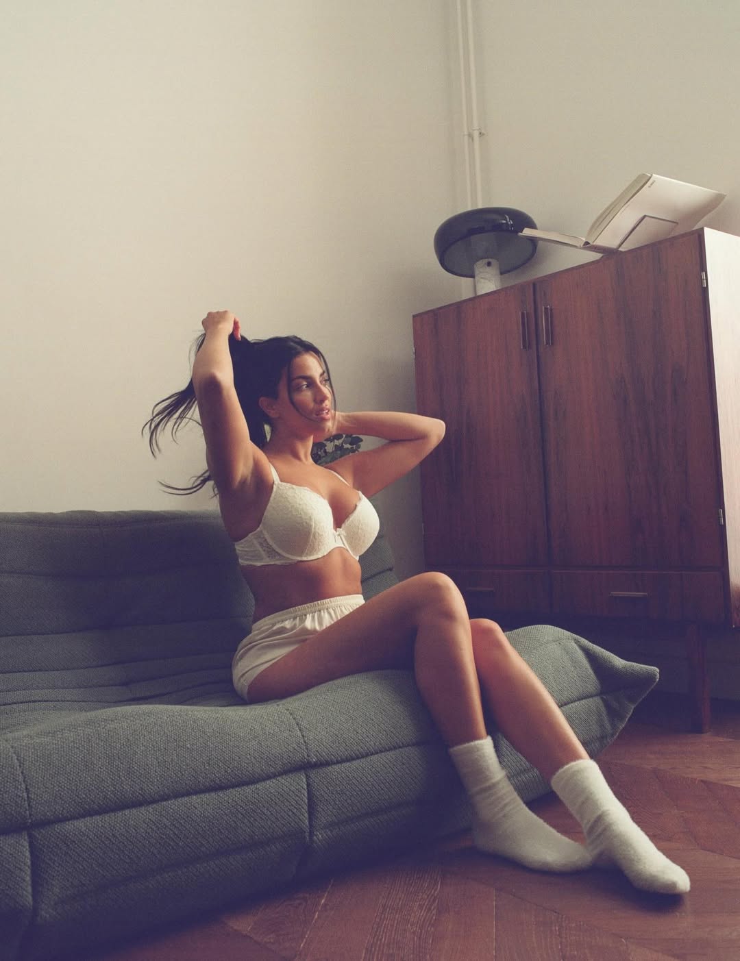 Нижнее белье для фигуры груша