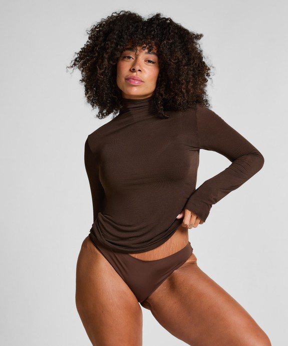 Джемпер жен. трикотаж. T-Shirt LS Turtleneck Intimate 303900