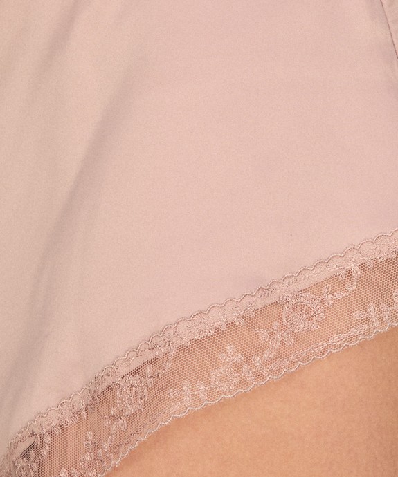 Шорты домашние жен. швейные Short Embroidery Legacy 306654